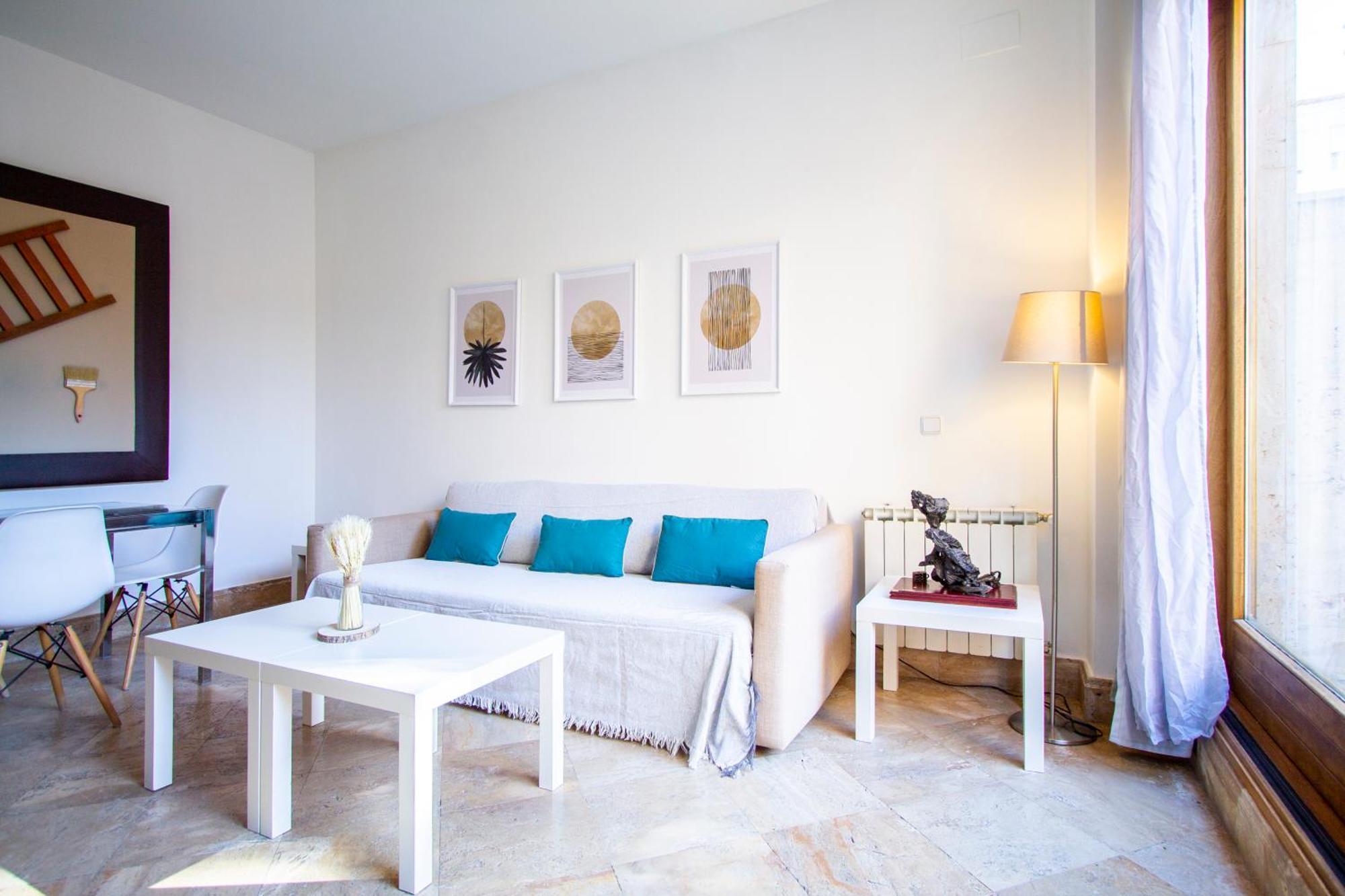 Apartamentos Villablino Arturo Soria Madrid Exterior photo