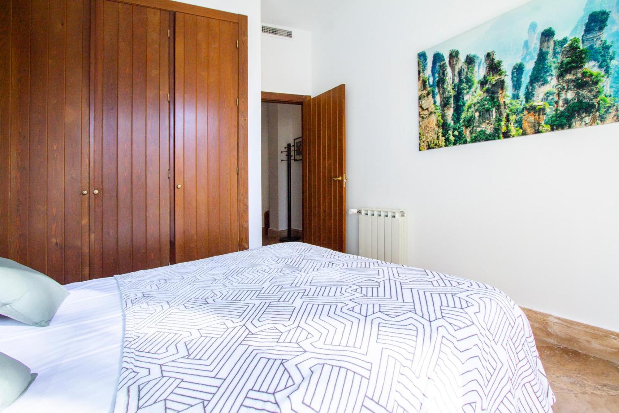 Apartamentos Villablino Arturo Soria Madrid Exterior photo