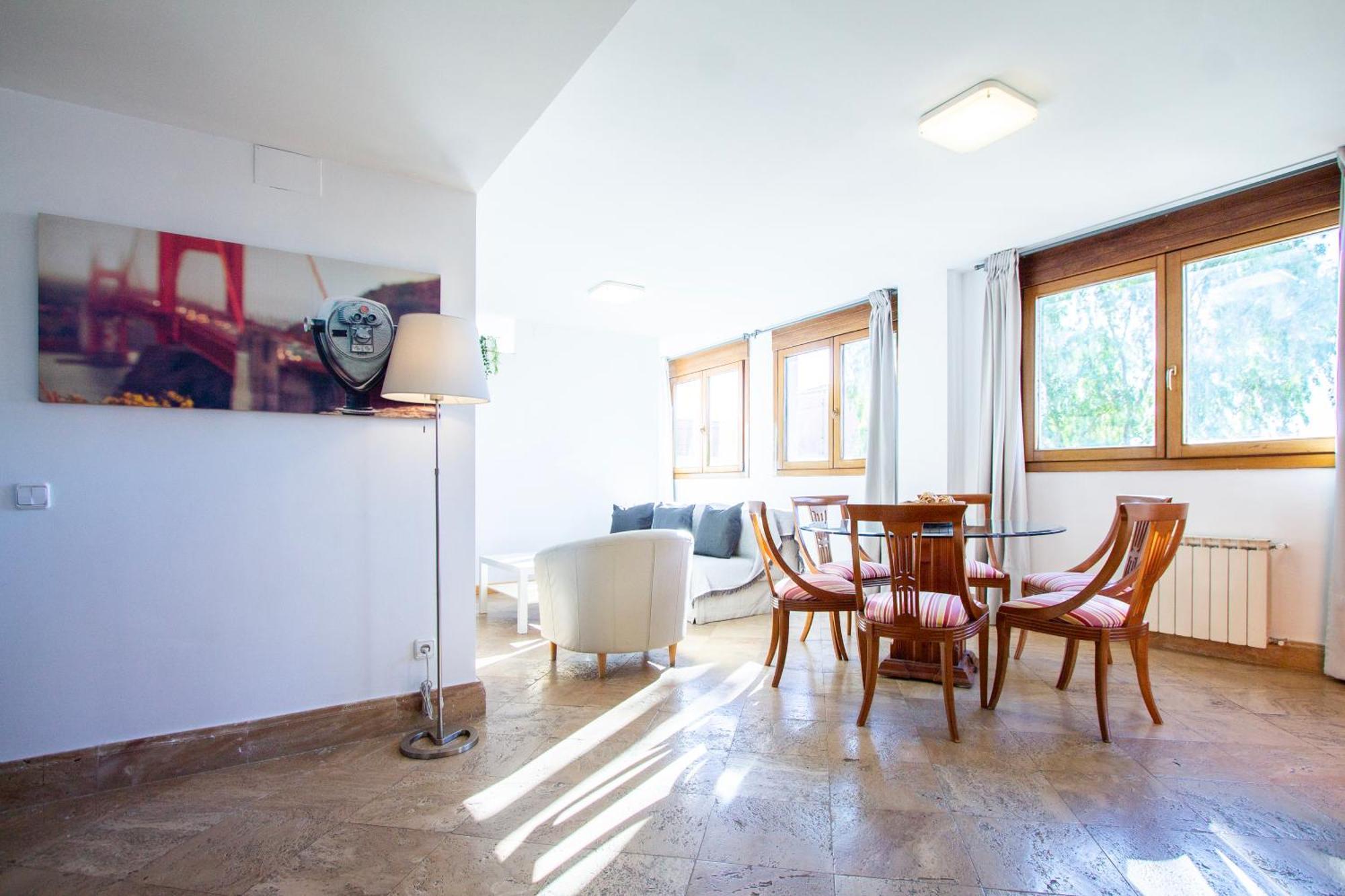 Apartamentos Villablino Arturo Soria Madrid Exterior photo
